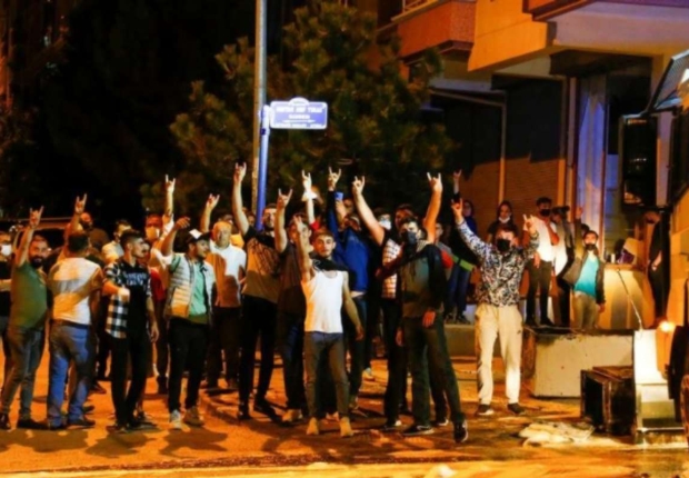 أشعل القتل المزعوم لمراهق تركي على يد لاجئ سوري احتجاجات واسعة في أنقرة-أرشيف رويترز