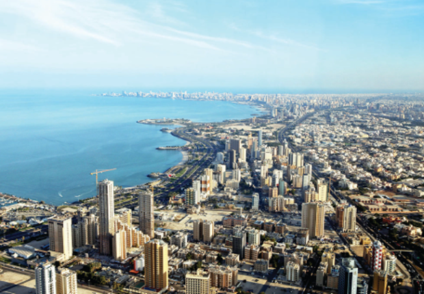 منظر جوي يظهر الأحياء السكنية لمدينة الكويت وضواحيها