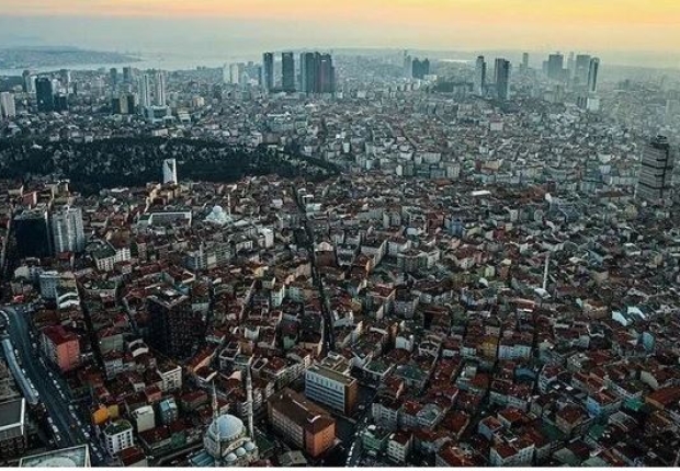 بلدية اسطنبول: تلقينا ما مجموعه 76 ألف طلب وسنرد عليها جميعًا