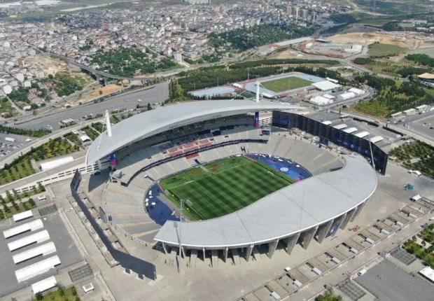 ملعب أتاتورك الأولمبي الذي سيحتضن مباراة نهائي دوري ابطال اوروبا