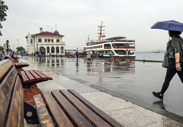 أمطار غزيرة شهدتها اسطنبول منذ ساعات الصباح