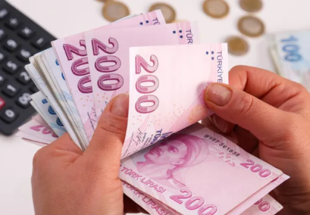 تركيا ترفع ضريبة القيمة المضافة (VAT) على السلع والخدمات من 18٪ إلى 20٪،