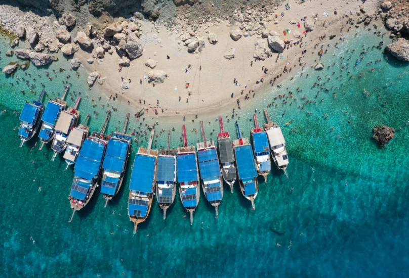 مرسى قوارب جديد يزيد مالديف أنطاليا سحرا (صور)