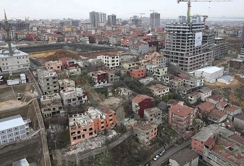 ستعطى الأولوية للمباني الواقعة في مناطق مغلقة أمام البناء في إسطنبول وغير مقاومة للزلازل