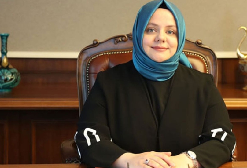 وزيرة الأسرة والعمل والخدمات الاجتماعية زهرة سلجوق - DHA