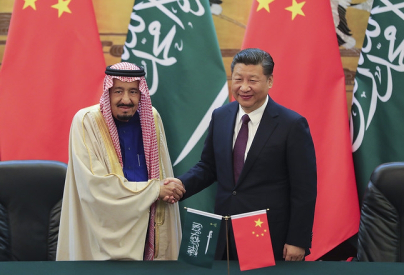 لقاء سابق بين الملك سلمان والرئيس الصيني - أرشيف