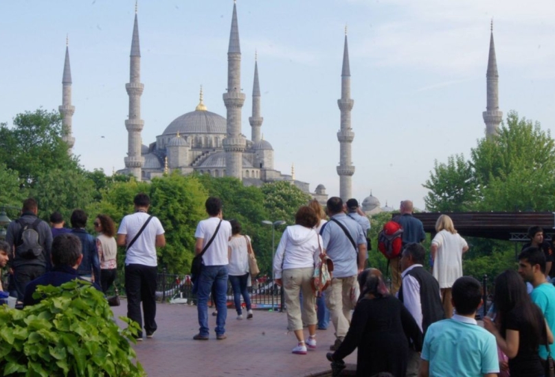 سياح في مدينة إسطنبول-صورة أرشيفية