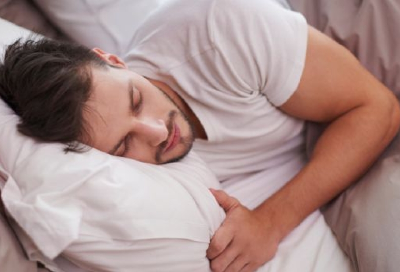 النوم لا يقل أهمية عن صحة الشخص المرتبطة بالطعام والماء