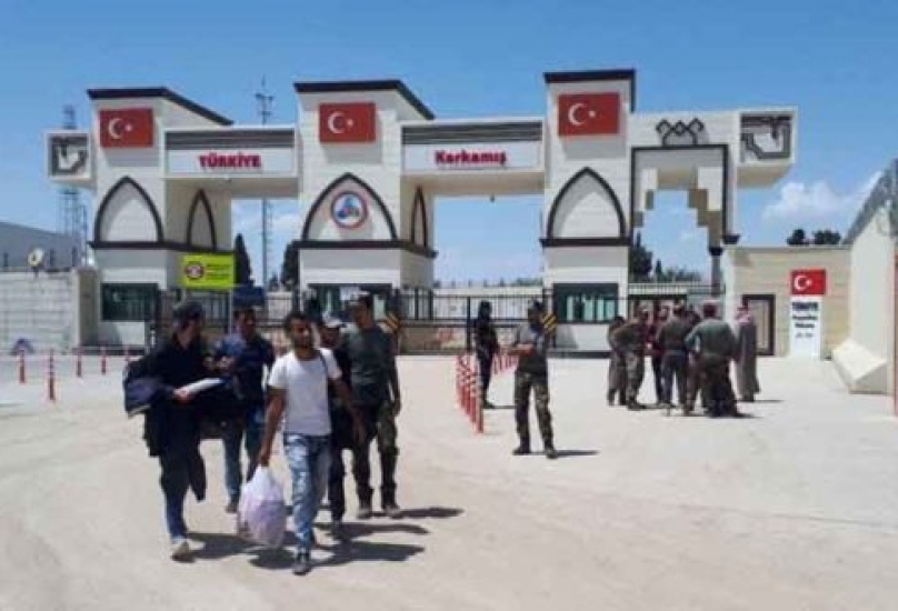 معبر جرابلس الحدودي بين سوريا وتركيا - وكالات