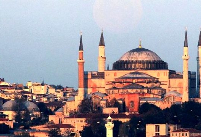 قرار تحويل أيا صوفيا إلى مسجد بيد الرئيس أردوغان