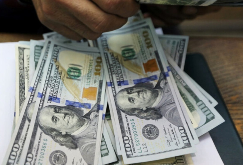 قد مؤشر الدولار أكثر من أربعة بالمئة في يوليو-رويترز