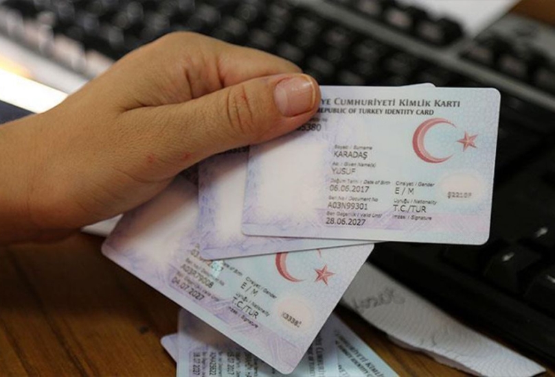تركيا ستدرج معلومات رخصة القيادة على بطاقات الهوية الرقمية