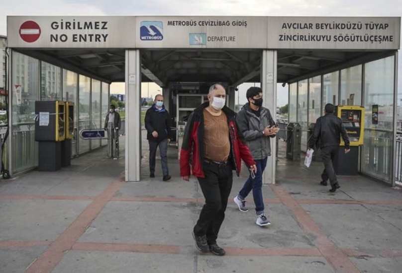 إسطنبول تشهد زيادة في حالات الإصابة بفيروس كورونا