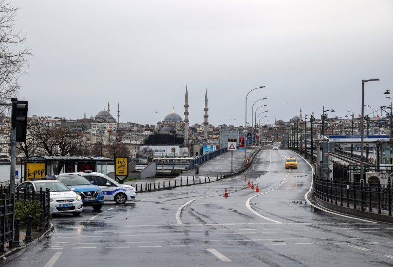 تركيا تعيش حظراً شاملاً للتجول لليوم التاسع على التوالي