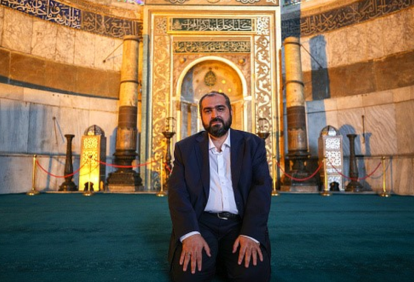 كبير أئمة مسجد آيا صوفيا، البروفيسور محمد بوينوكالين