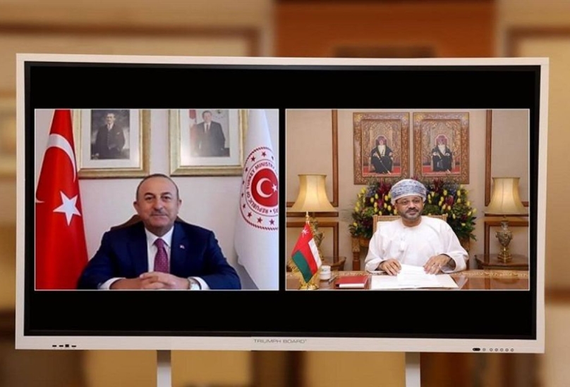 لقاء افتراضي بين وزير الخارجية التركي ونظيره العماني