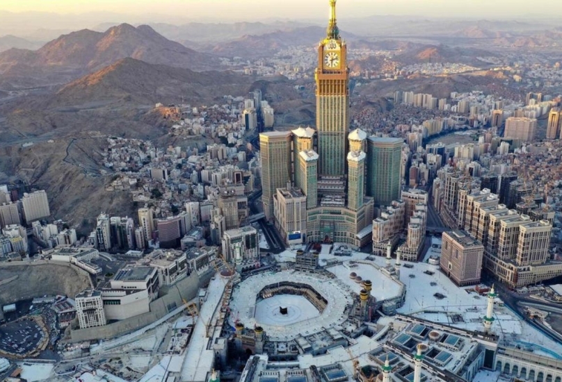 مشهد عام من مكة المكرمة يظهر فيه المسجد الحرام
