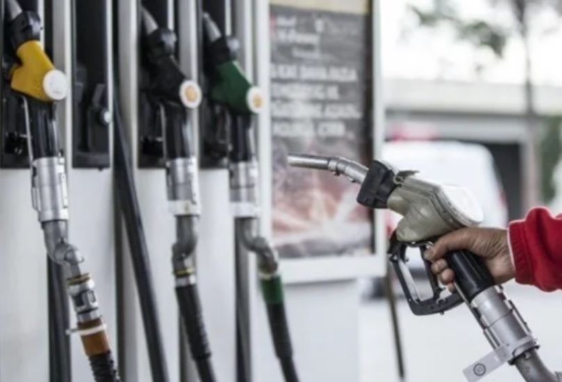سعر لتر وقود الديزل سيزيد بمعدل 1 ليرة و29 سنتاً، و 61قرشاً للبنزين، و78 قرشاً لغاز السيارات