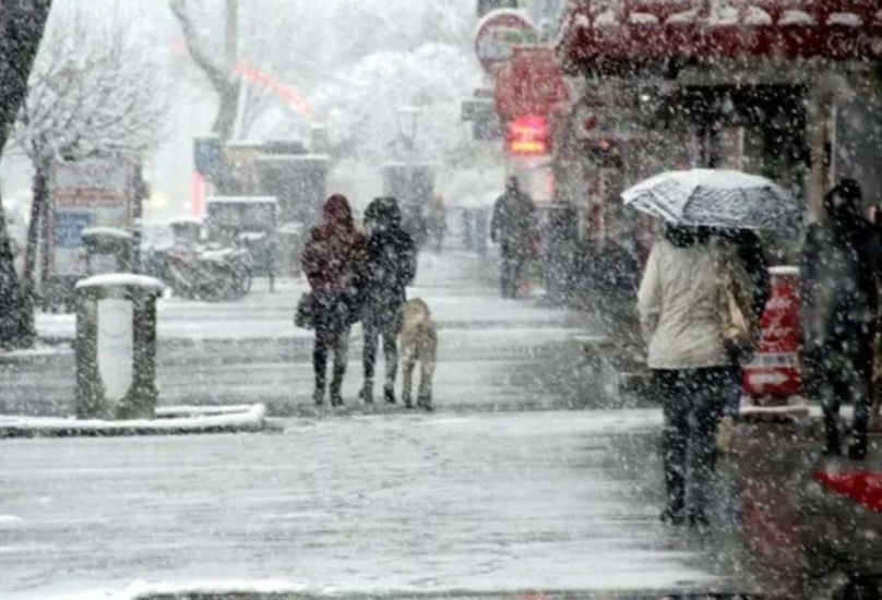 الثلوج في اسطنبول ستستمر لمدة ثلاثة ايام