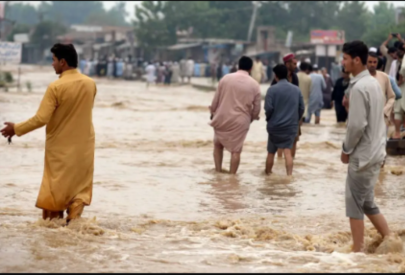 فيضانات عارمة تجتاح باكستان