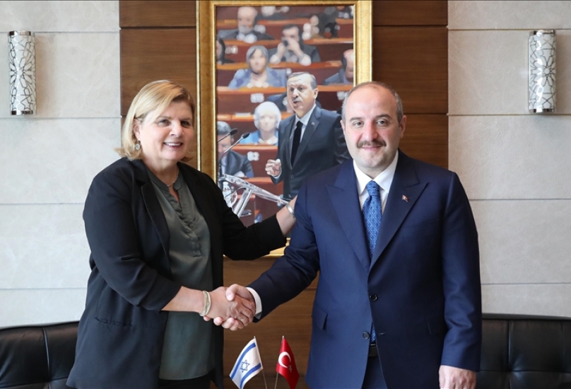 لقاء يجمع وزير الصناعة التركي ونظيرته الاسرائيلية في أنقرة