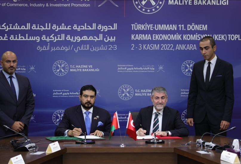 جانب من توقيع اتفاقية التعاون بين تركيا وسلطنة عمان