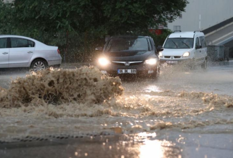 أمطار غزيرة في أنقرة