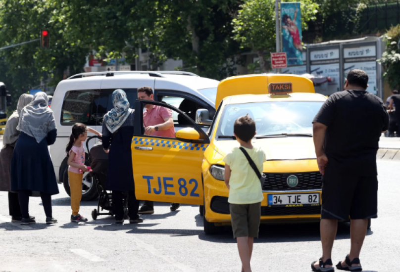 تتفاقم مشكلة سيارات الأجرة في مدينة اسطنبول