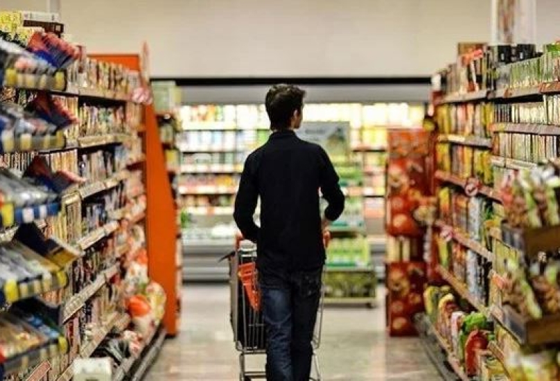 فيتش: التضخم تباطأ بسرعة بفضل انخفاض أسعار المواد الغذائية والطاقة