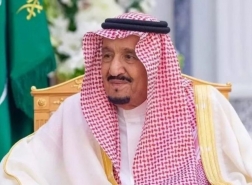 العاهل السعودي يعفي وزير الحج والعمرة من منصبه