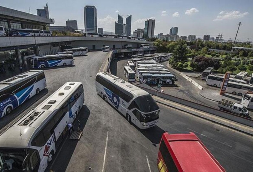 سيتم استخدام تطبيقات الهاتف المتحرك لتتبع السفر بين المدن-صورة أرشيفية