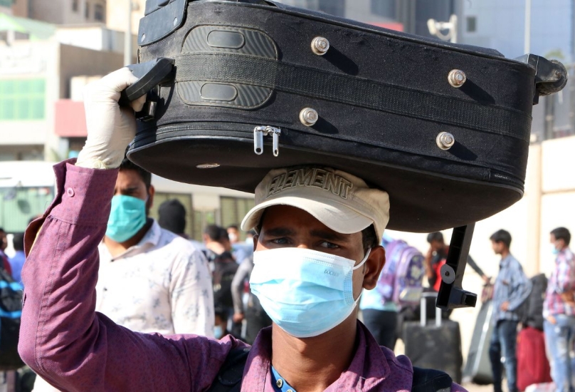 يبلغ عدد الوافدين في الكويت نحو 3 ملايين و350 ألف وافد