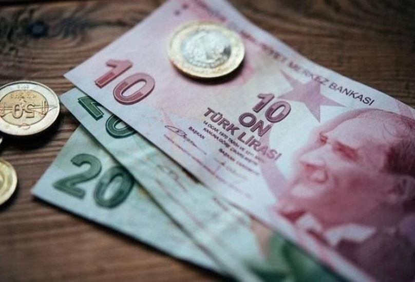 الليرة التركية تشهد تحستنا أمام الدولار