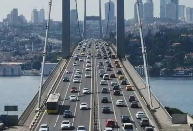 جسر شهداء 15 يوليو في اسطنبول