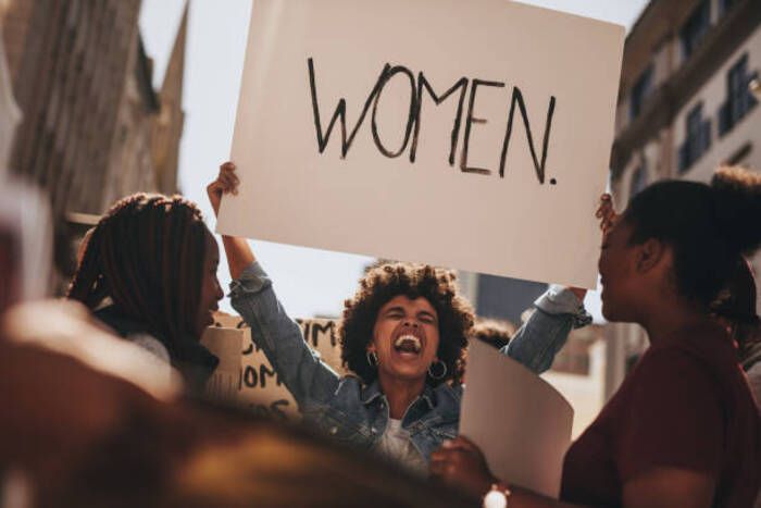 Ideologi Feminisme Politik: Suara Perempuan dalam Demokrasi