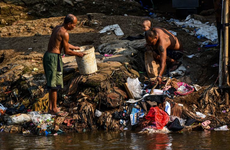 Pengentasan Kemiskinan di Indonesia: Pertumbuhan Ekonomi