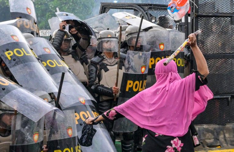 Political Movements: Indonesia’s Grassroots Activism for Change – How Small Actions Spark Big Transformations