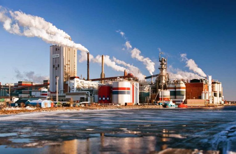 Industri Hilir: Kunci Mengelola Industri dari Bahan Mentah ke Produk Jadi