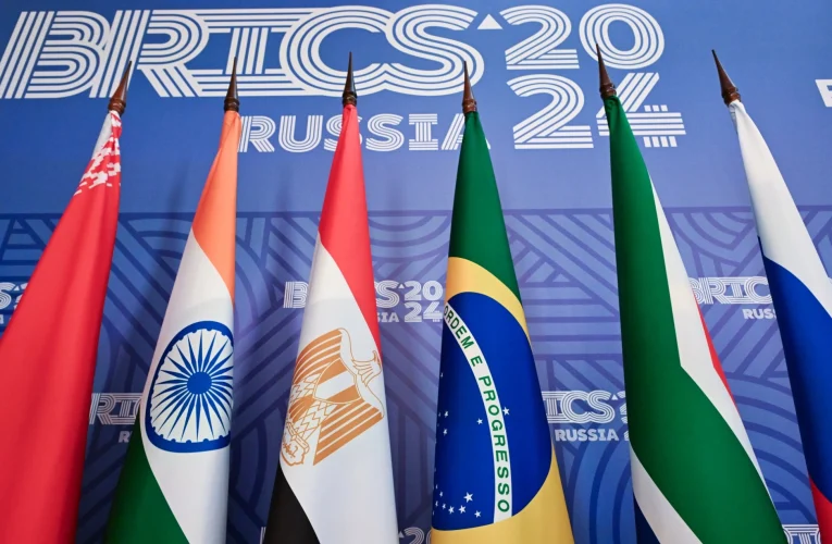 Persaingan Global: Strategi Negara di Era Modern