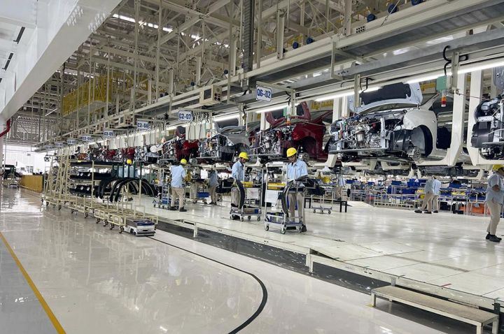 Tren Produksi Industri Global: Tantangan NANASTOTO dan Peluang 2026