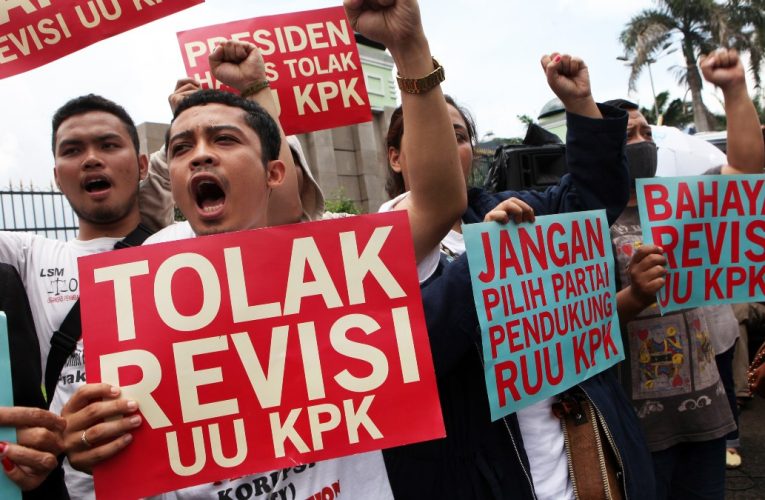 Revisi Undang Undang KPK: Dampak dan Kontroversinya
