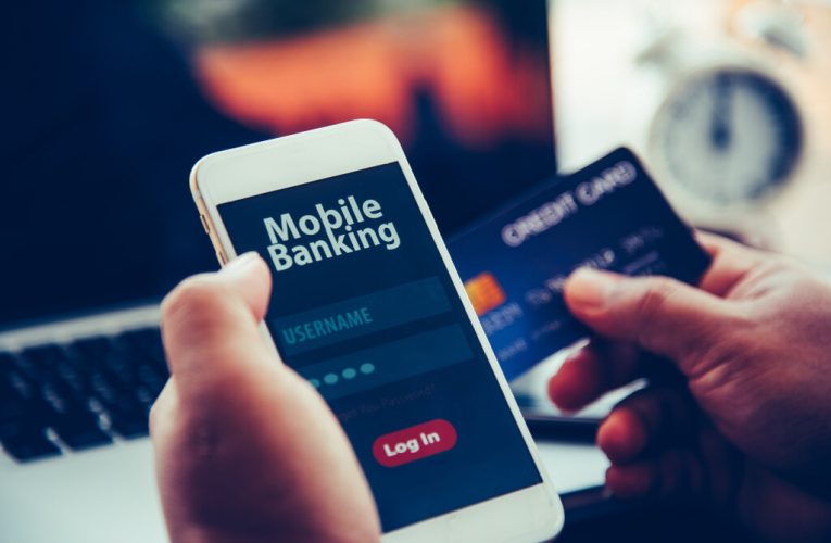 Mobile Banking, Solusi Transaksi Cepat di Era Digital